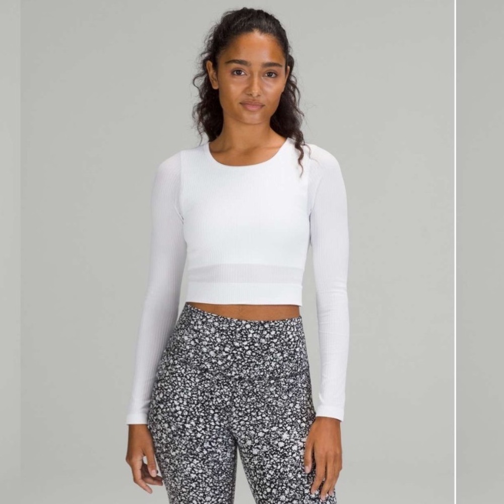 Lululemon Ebb To Street Long Sleeve Top White Ribbed Built In Bra Pilates Size 8